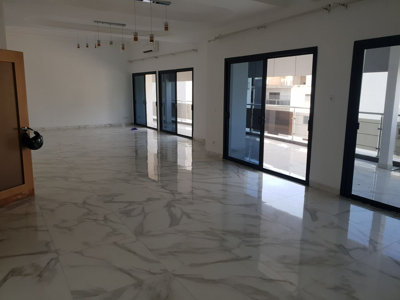 WhatsApp Image 2025-11-17 at 11.37.53 (2)