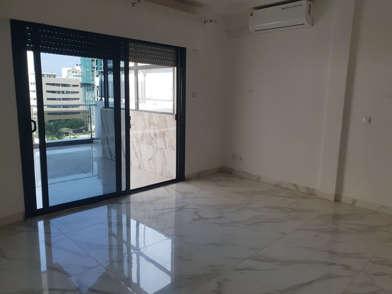 WhatsApp Image 2025-11-17 at 11.37.57 (1)