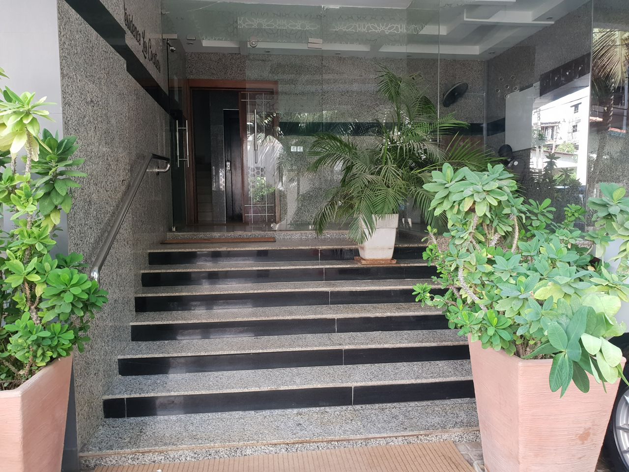 WhatsApp Image 2025-11-17 at 11.37.59 (3)